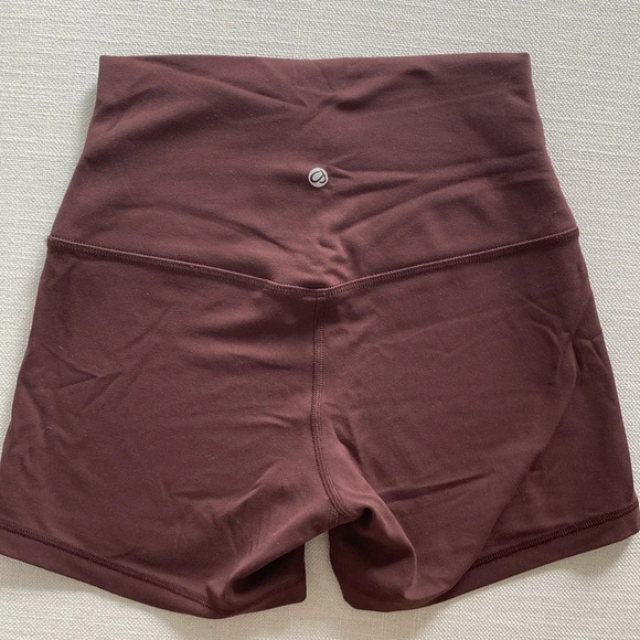 CRZ Yoga Butterluxe 3 3/4” Shorts Taupe Brown Size XS - Picture 4 of 6